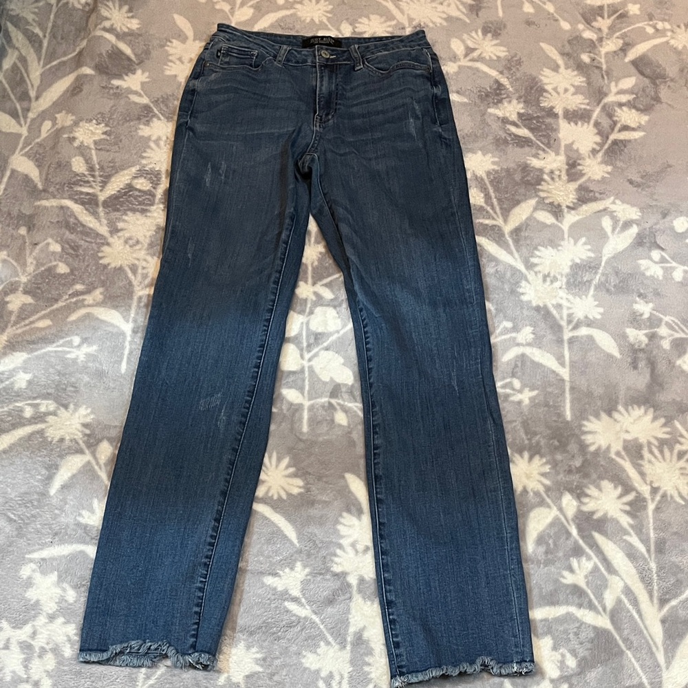 EUC Judy Blue Boyfriend Jeans - distressed/ Sz 7
